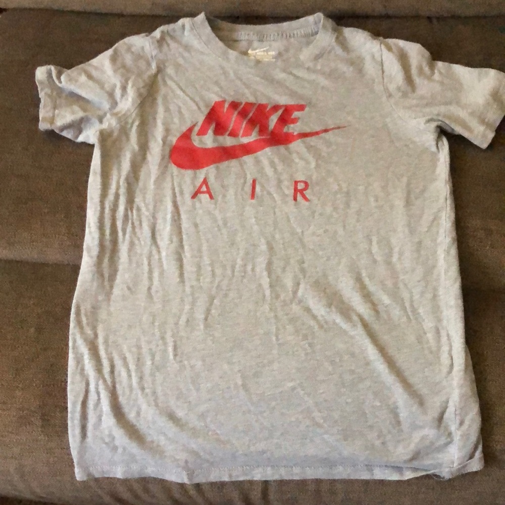 M Nike grey shirt
